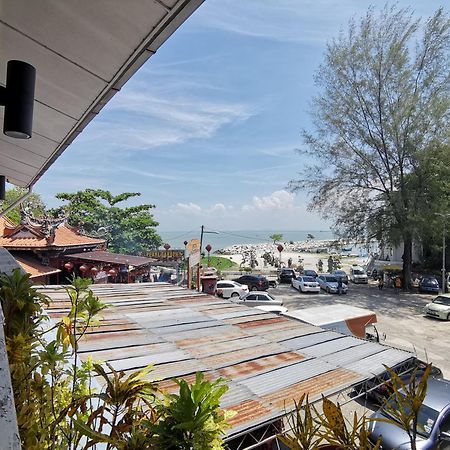 Hotel 8 Boutique By The Sea à Tanjung Tokong Extérieur photo