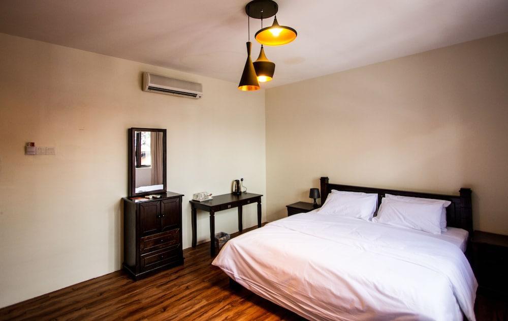 Hotel 8 Boutique By The Sea à Tanjung Tokong Extérieur photo
