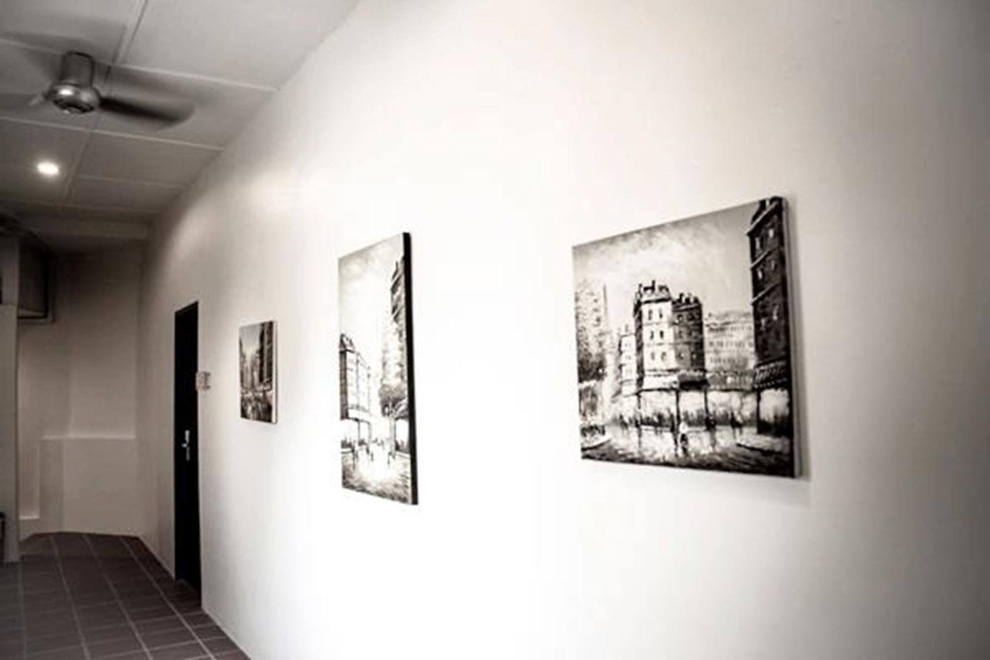 Hotel 8 Boutique By The Sea à Tanjung Tokong Extérieur photo