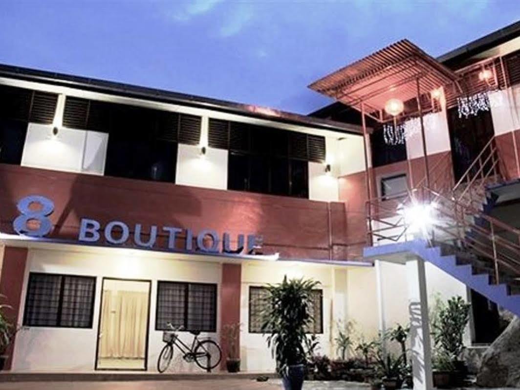 Hotel 8 Boutique By The Sea à Tanjung Tokong Extérieur photo